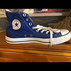 Blue high top converse